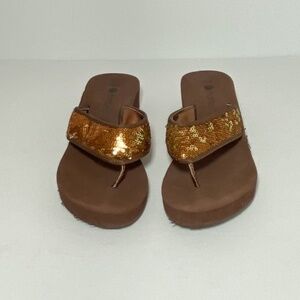 Sparkle Sequin Flip Flops Women's Size: 5/6 FREE w/bundle
